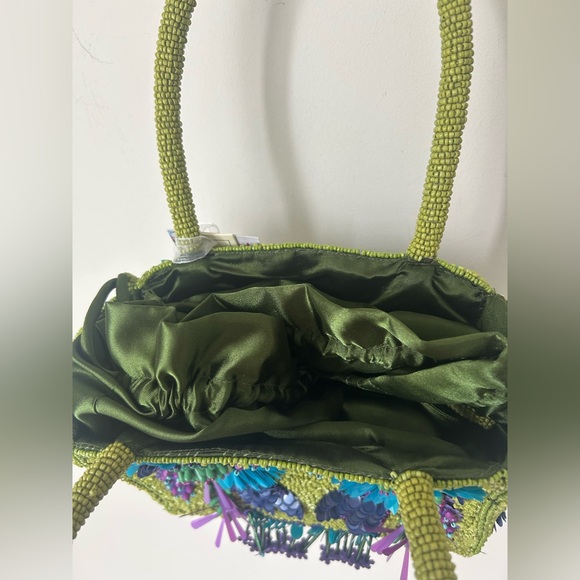 Viral Green Floral Beaded Sequins Drawstring Bag - Picture 3 of 4